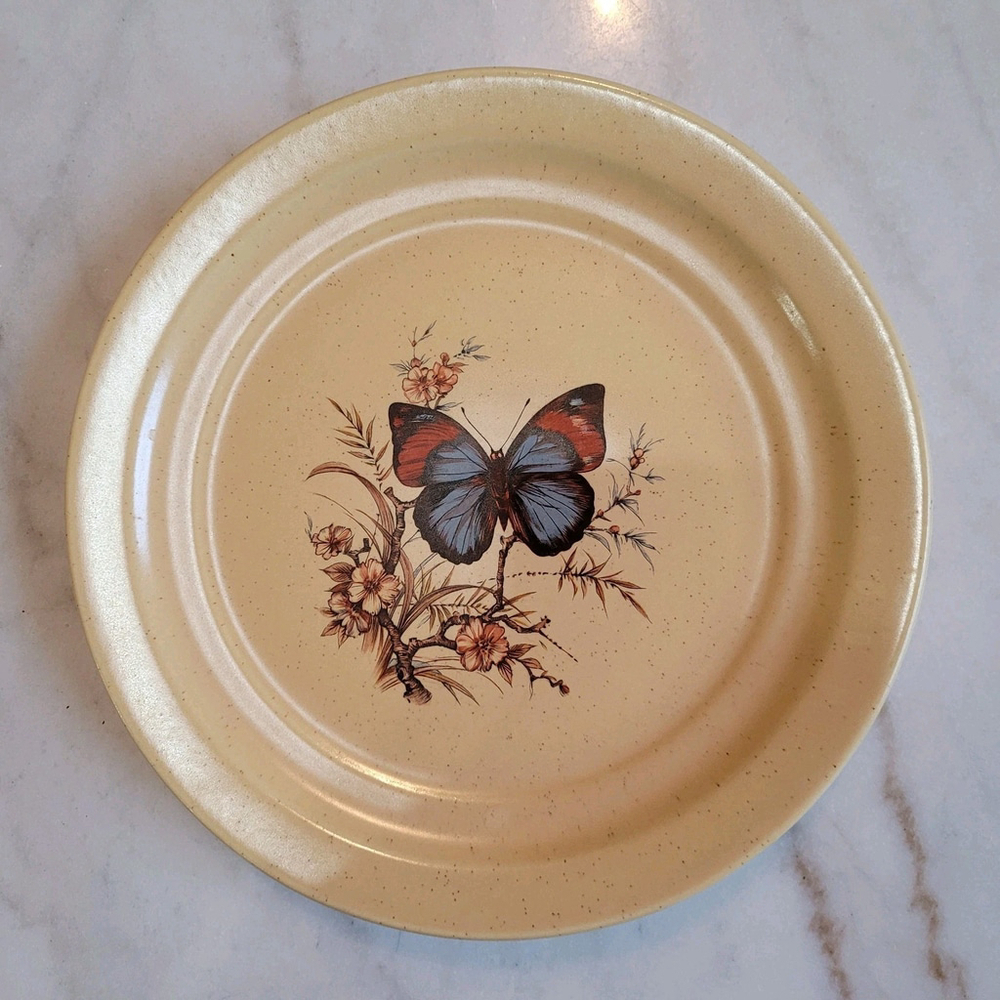Vintage Treasure Craft Pottery Dinner Plates 1970’s, set of 4/10.5in Butterflies